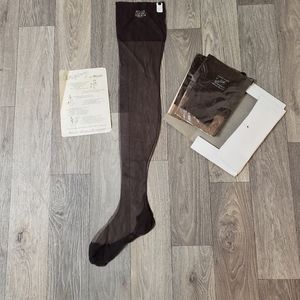 Vintage MOJUD DARK CHOCOLTE SEAMED CUBAN HEEL